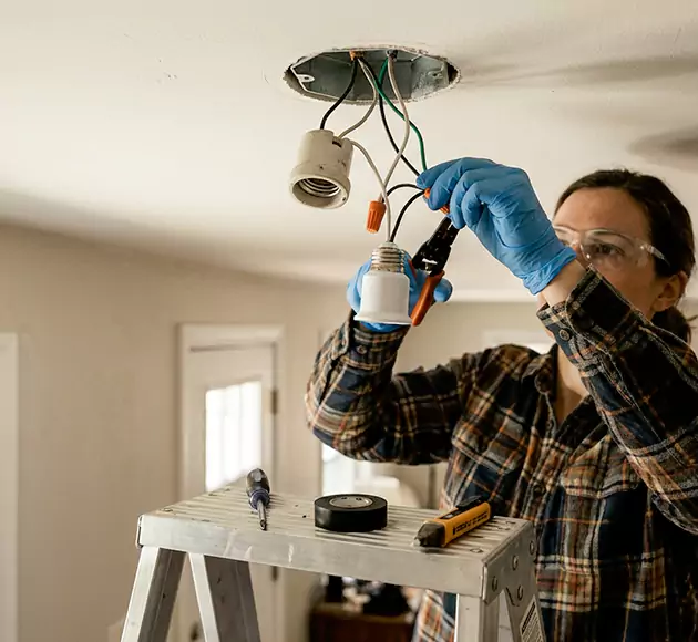 Professional Light Socket Replacement: Your Local Fixture Repair Team in Peachtree Corners, GA